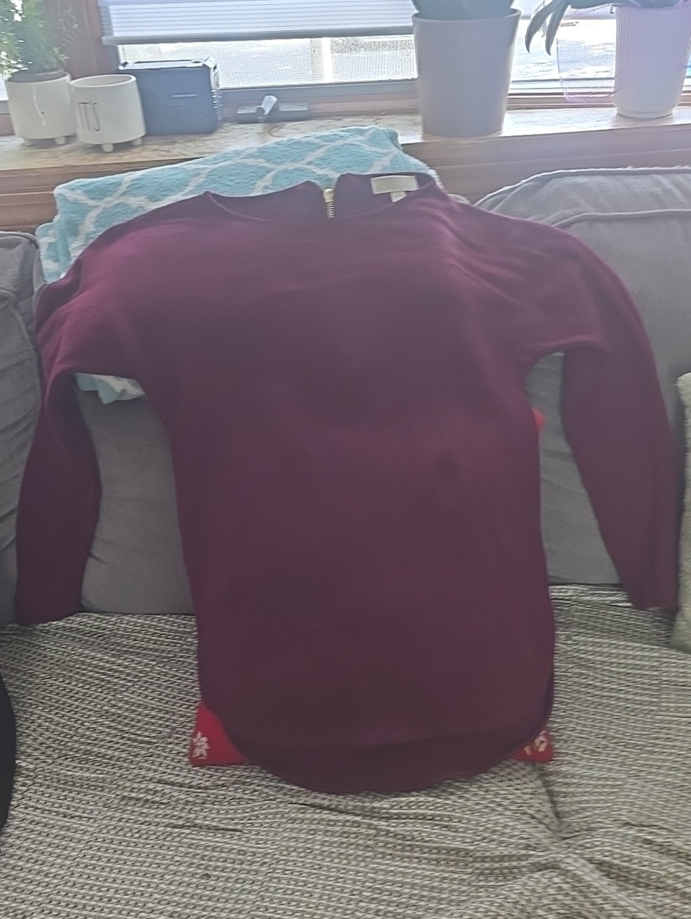 ❤️10/$40 Burgundy Back Half-Zip Sweater Heavy